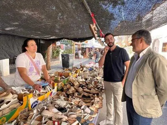 Empleo invierte 202.000 euros en la mejora de zonas comerciales urbanas y rurales de la provincia