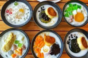 Top 10 most popular and delicious dessert shops in Ha Tinh.