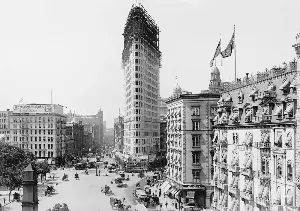Striking footage captures 1902 NYC building at dawn of skyscraper age