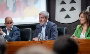 Clavijo arremete contra el Gobierno y lo acusa de ocultar contagios de hantavirus en el Hondius