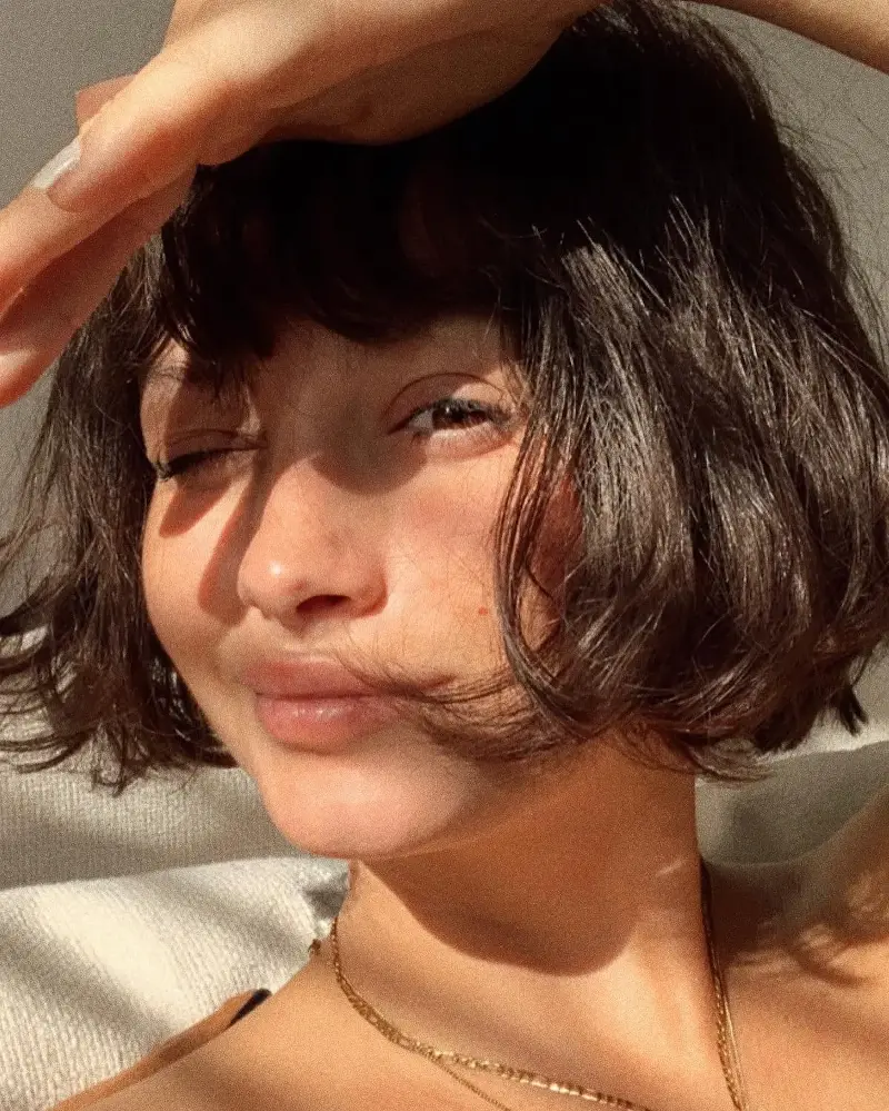 6 hairstyles to make hair look thicker and fuller - Photo 1. 6 kiểu tóc giúp tóc trông dày và phồng hơn- Ảnh 1.