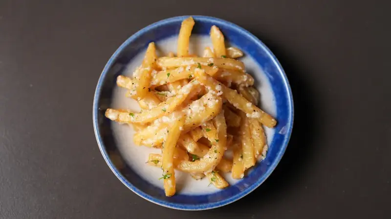 Chef Sanjeev Kapoor's butter garlic fries.