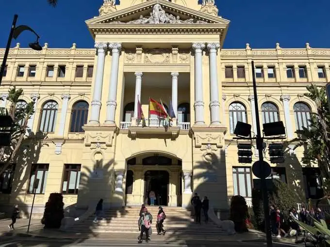 El Ayuntamiento de Málaga licita el contrato para elaborar el Plan de Movilidad Sostenible al trabajo