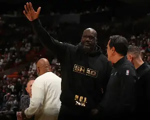 Shaquille O'Neal starting a new Dunkman league, offering a prize of $500,000 for best dunker