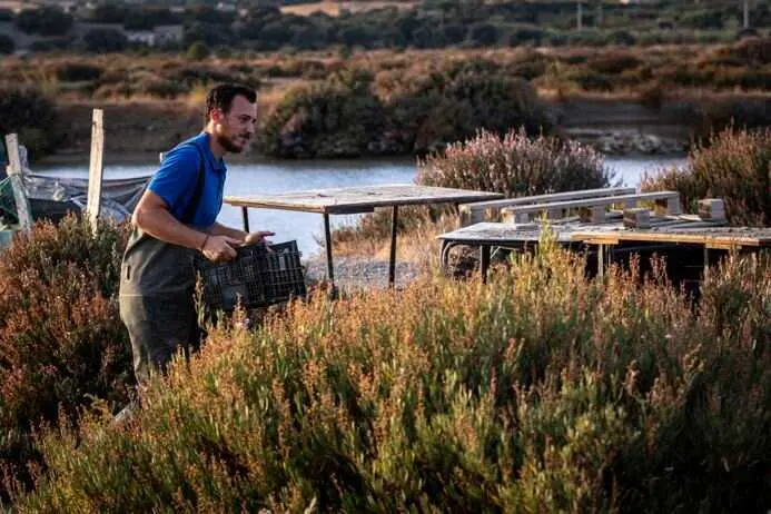 Fundación Unicaja y Estero Natural impulsan la restauración ambiental de los esteros de la Salina de Belén