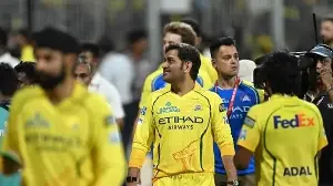 Mark Boucher blown away by MS Dhoni frenzy: ‘Never seen fans this crazy for anyone’