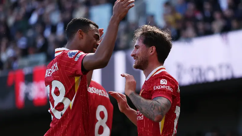 Praise for Gravenberch’s new deal