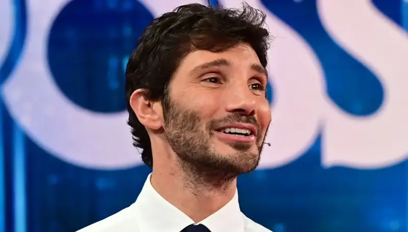 Stasera tutto è possibile, anticipazioni dell'8 aprile: gli ospiti della penultima puntata