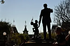 Disneyland license plate seeks DMV approval after ‘tremendous interest’