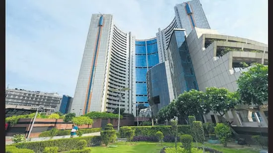 The Municipal Corporation of Delhi (MCD) grapples with ₹15,791.8 crore liabilities against a 16,530.50 crore budget for 2026-27. (HT Photo)