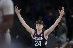 Braylon Mullins Receives Message from Coach K After Game-Winner vs Duke