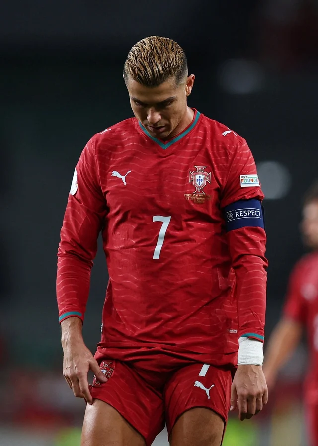 What were the reasons behind Ronaldo's departure from the Portuguese national team? - Image 1.