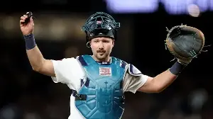 Cal Raleigh's drama with Randy Arozarena spilled over into Mariners season