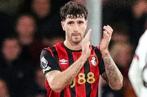 Transfer news April 13th: MU finalize deal for Senesi, Atletico sign Lewandowski