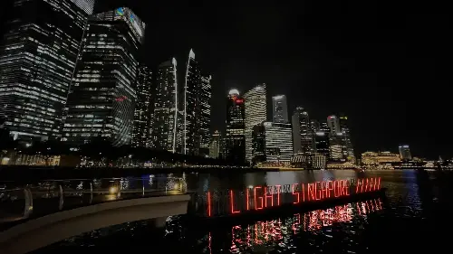i Light Singapore 2025: Urban Oracle