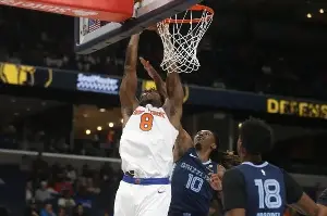 NBA: On fire Knicks halt skid in win vs Grizzlies