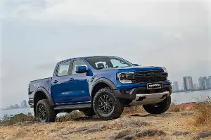 Pickup trucks in Vietnam are no longer facing difficulties; people are eagerly awaiting a new model.
