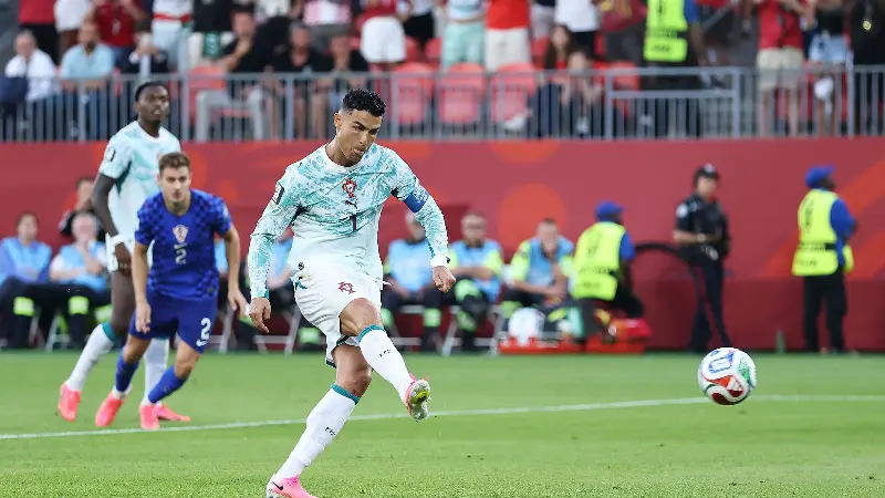 En vídeo: «En el nombre de Alá», el secreto de Ronaldo que desató la polémica en el Mundial