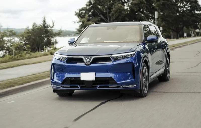 Business class interior on the VinFast VF 9