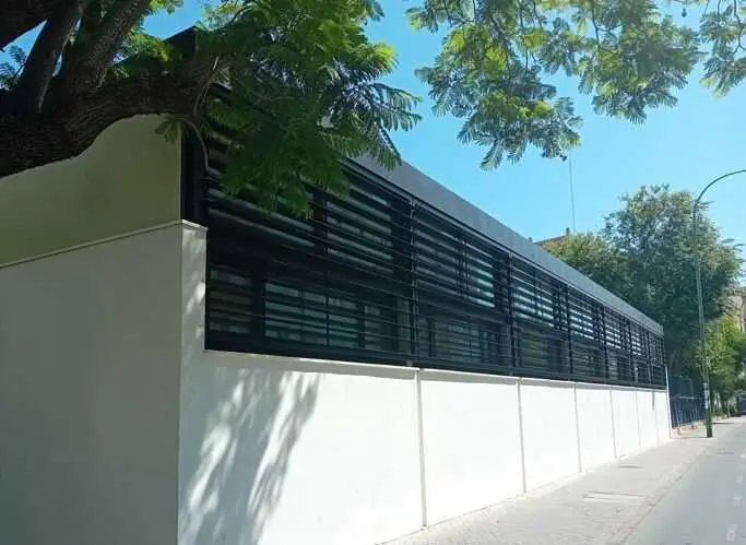 Finalizan las obras del nuevo comedor del CEIP Valdés Leal que permitirán retirar los edificios prefabricados