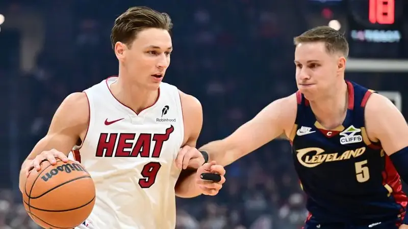 Miami Heat guard Pelle Larsson