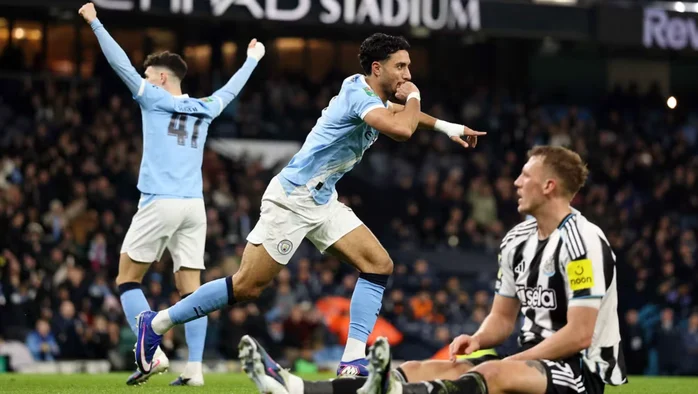 Biến Newcastle thành cựu vương, Man City giành vé tranh chung kết League Cup - Ảnh 1.