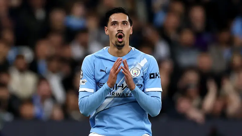 A fleeting spell in Manchester