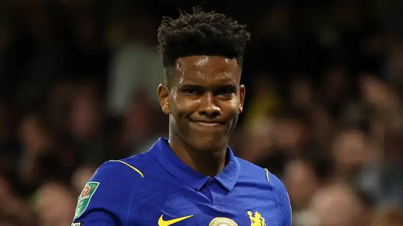 Rumores del mercado de fichajes: el Barcelona prepara el fichaje de Estevao; Alejandro Balde, Harry Kane y más