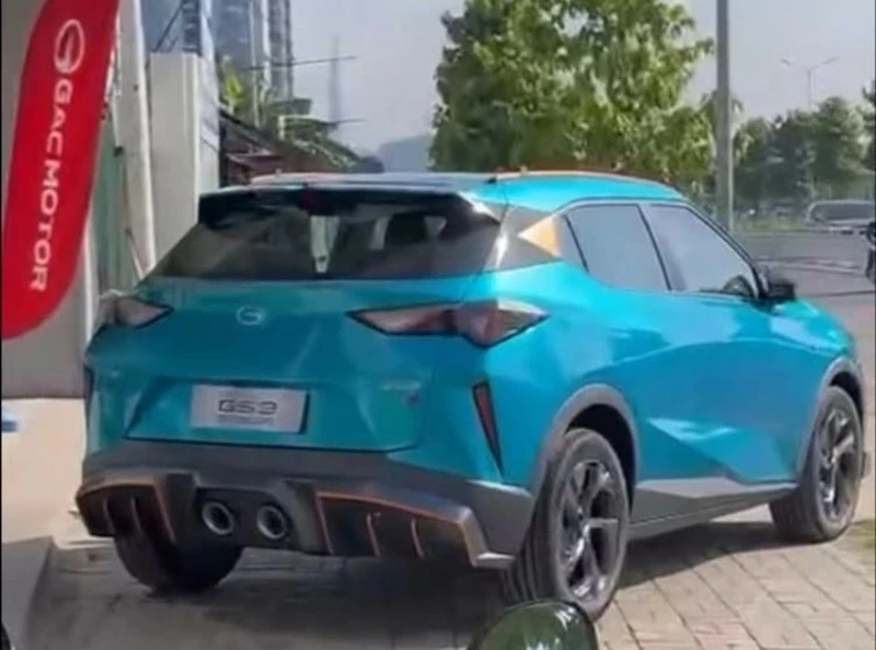 GAC GS3 Emzoom xuất hiện tại đại lý Việt Nam.