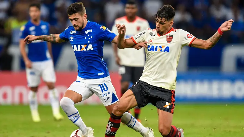 El inicio prometedor en Uruguay y su llegada a Brasil