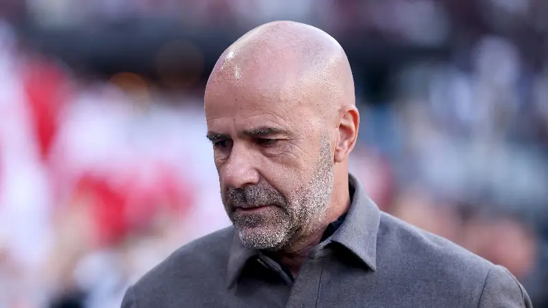 El fichaje millonario no volverá a jugar con el PSV en lo que queda de temporada