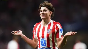 PSG plot Julian Alvarez transfer swoop as Atletico Madrid set STAGGERING price tag
