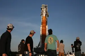 NASA overhauls mission to put astronauts back on the moon