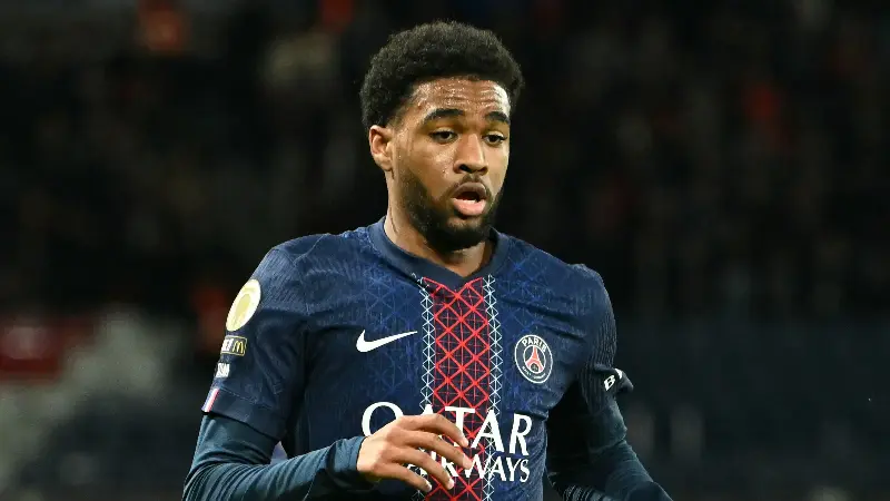 Leverkusen lead race as competition grows