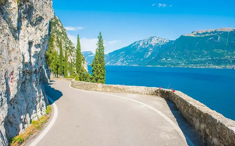 Drive the Strada della Forra and be rewarded with epic lake views - GETTY