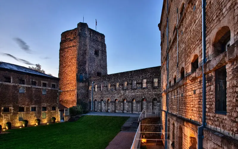 A large portion of Oxford’s Norman castle was destroyed during the English Civil War - Francisco Martinez / Alamy