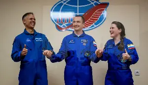 NASA astronaut launches with 2 cosmonauts to space station