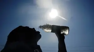 Heat wave alert: Pulmonologist shares how to protect your lungs on hot and humid days