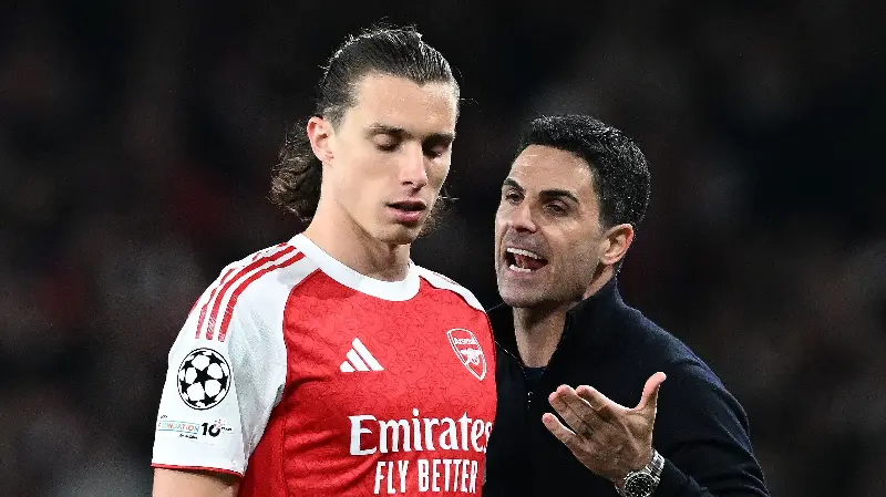 Arsenal face a fight to keep their man