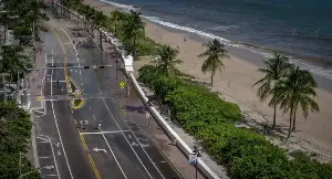 King tides deluge South Florida streets. There’s more flooding to come
