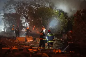 中国の花火工場で87人死傷の爆発事故…習主席「責任者を厳重に問責せよ」