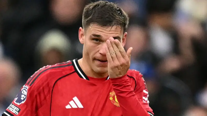 What Amorim said to Man Utd midfielder Ugarte