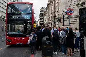 London bus drivers to vote on strike over hot conditions