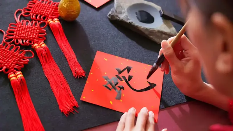 Writing spring festival couplet