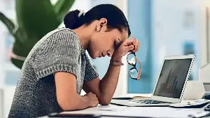 Japanese proverb of the day: What ‘A Bee to a Crying Face’ teaches about tough times