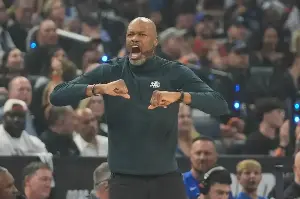 Mosley fired as coach after Magic's first-round NBA playoff exit