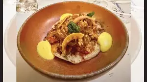 Rude Food by Vir Sanghvi: The new eating-out guide to old London