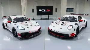 Manthey Racing unveils anniversary models