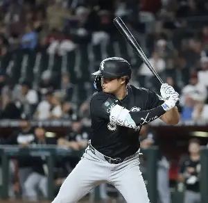 Murakami helps White Sox trash Diamondbacks