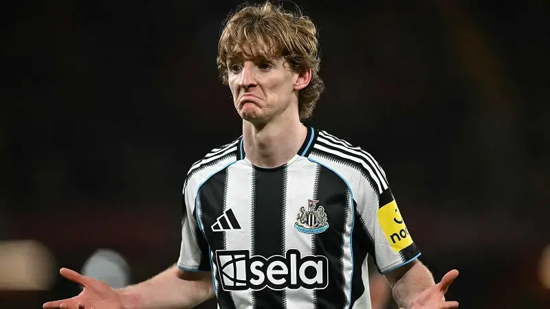 Bayern strong favourites to sign Gordon